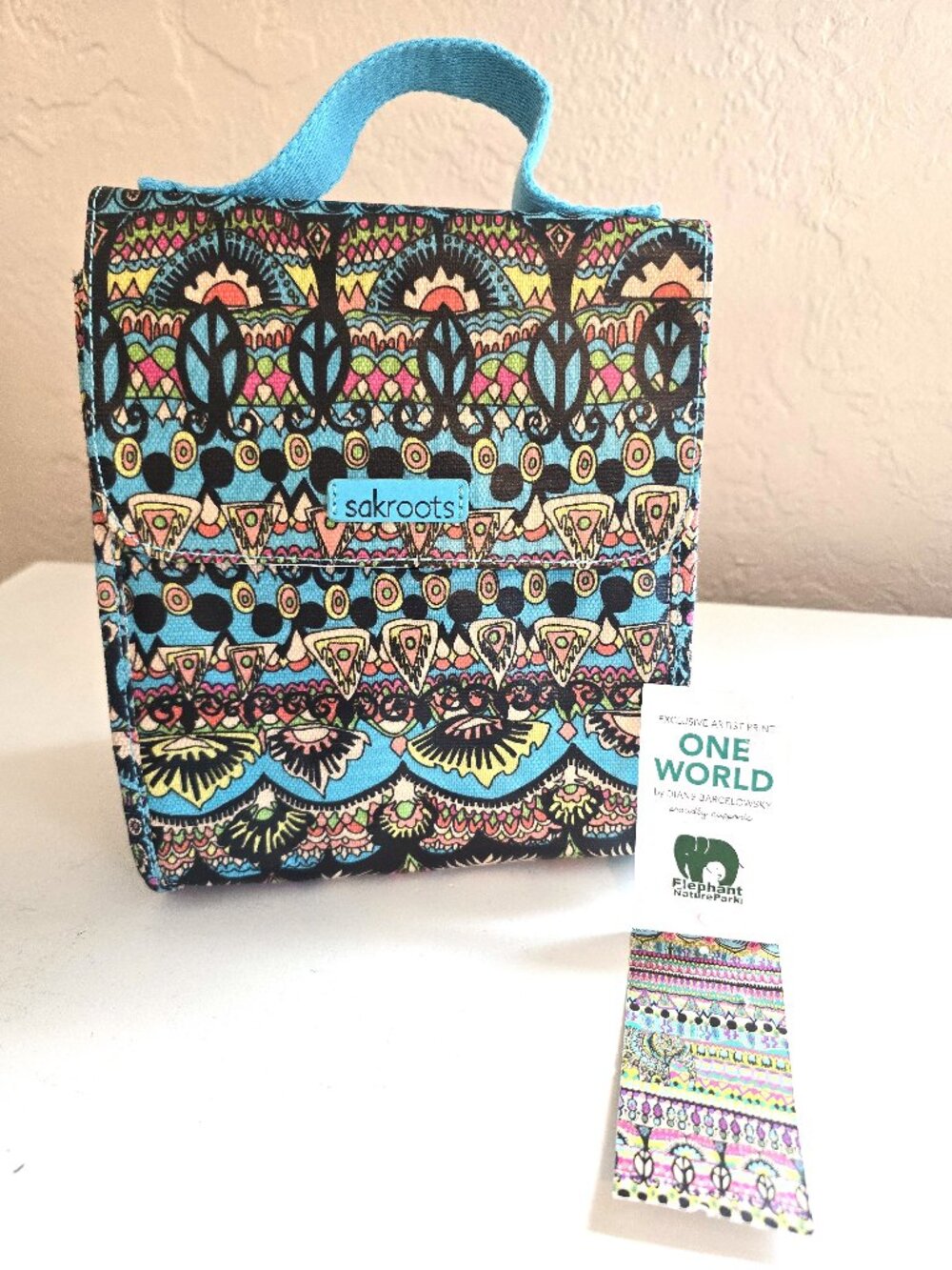 NWT Sakroots Artist Circle Insulated Lunch Tote Bag - One World Print/Aqua OW
